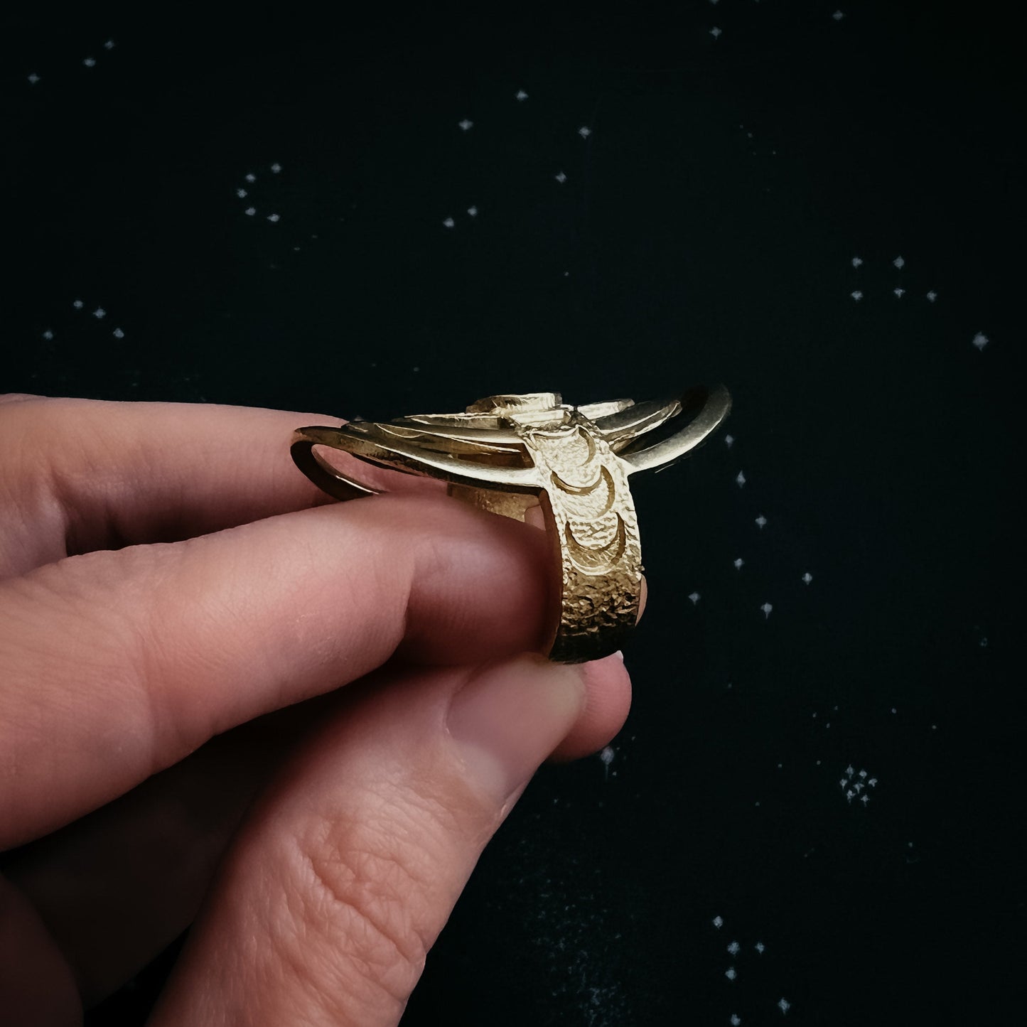 CLEARANCE Cosmic Ripple Ring with Rainbow Moonstone and Phases of the Moon